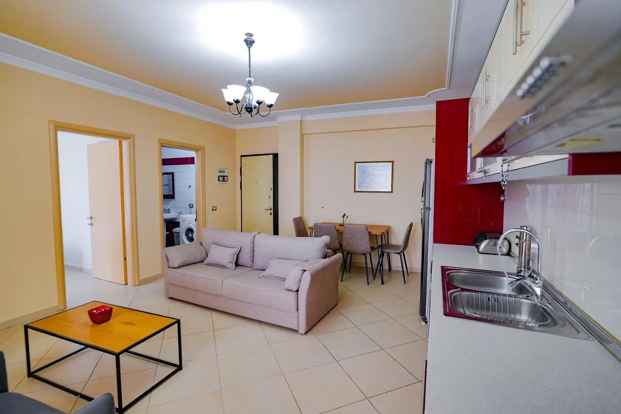 Natalia Apartments ساراندا