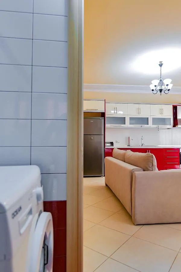 Natalia Apartments ساراندا